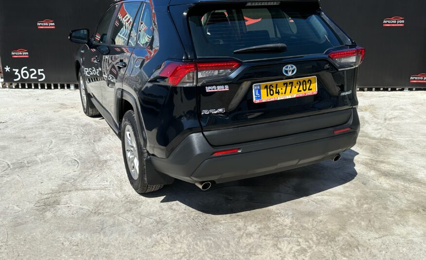 טויוטה RAV 4