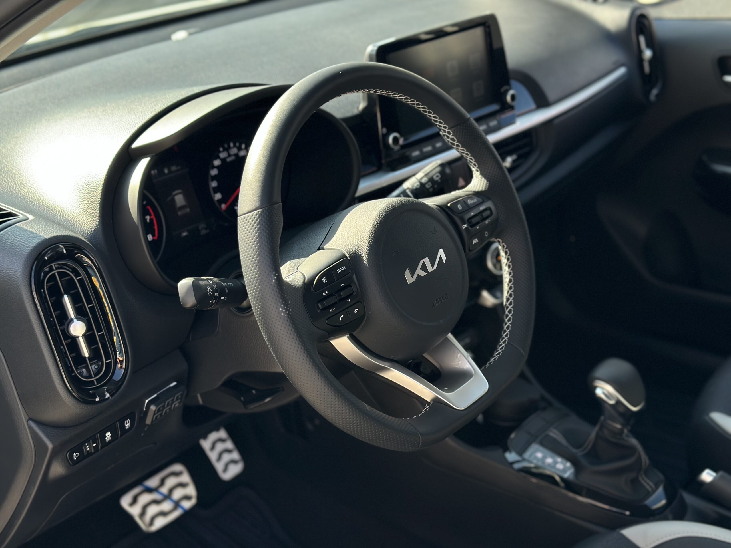 קיה פיקנטו X – LINE