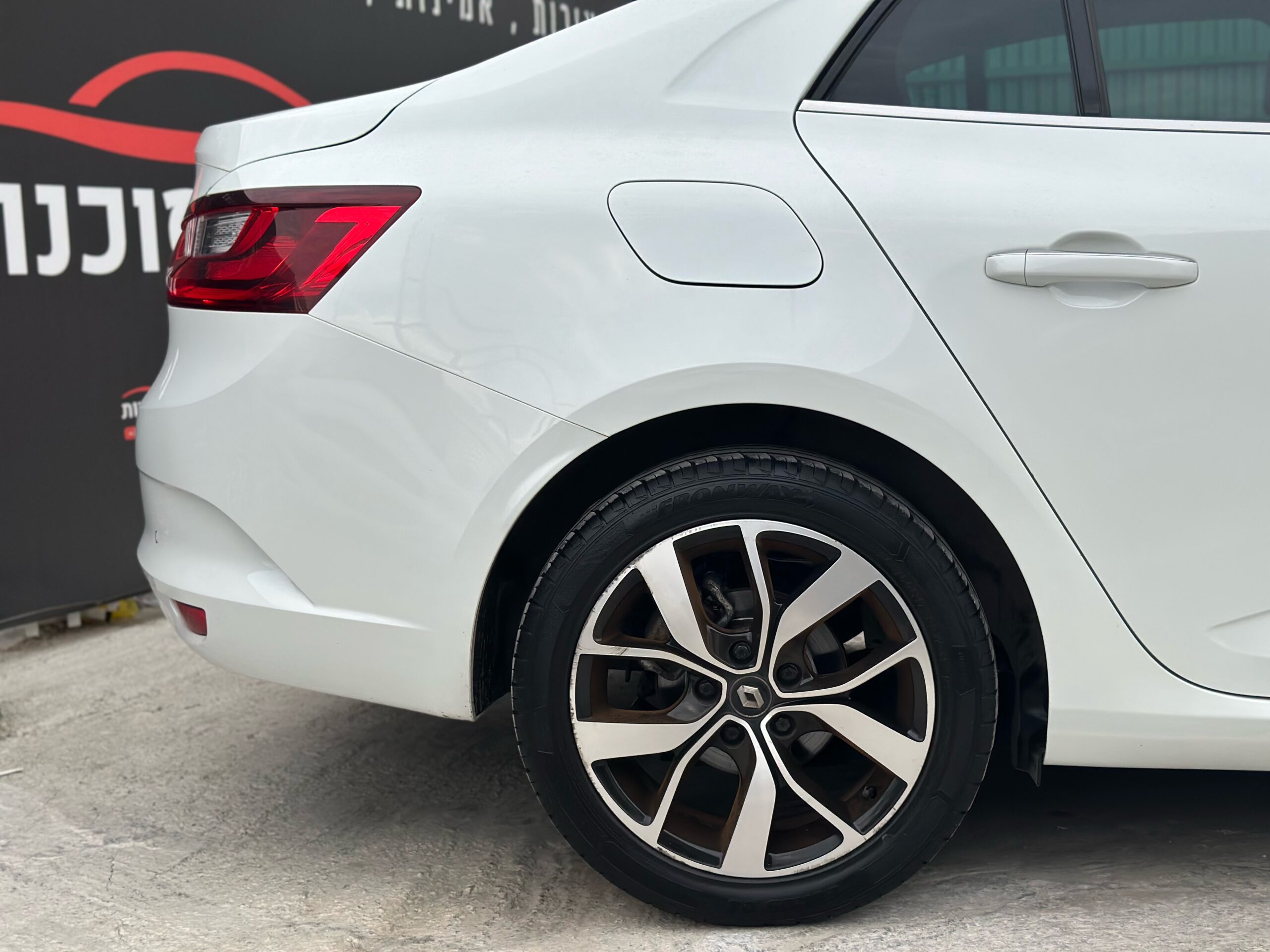 רנו גרנד קופה MEGANE