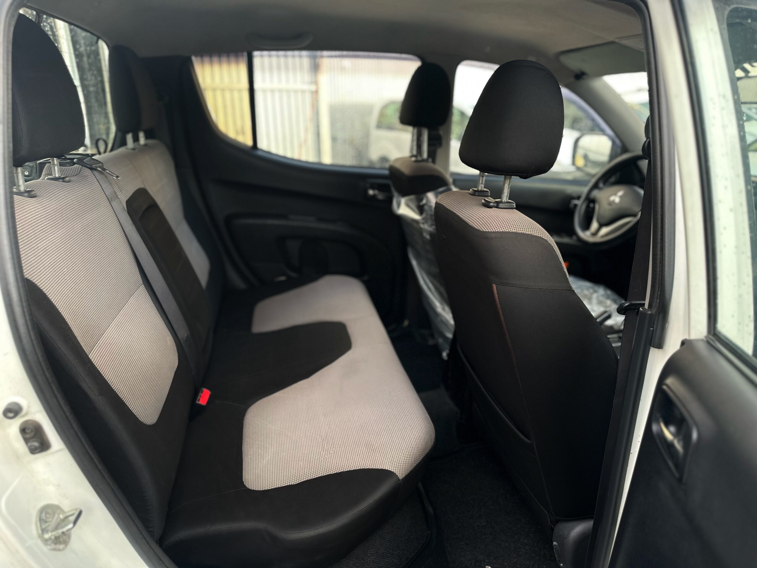 מיצובישי HUNTER 4X4