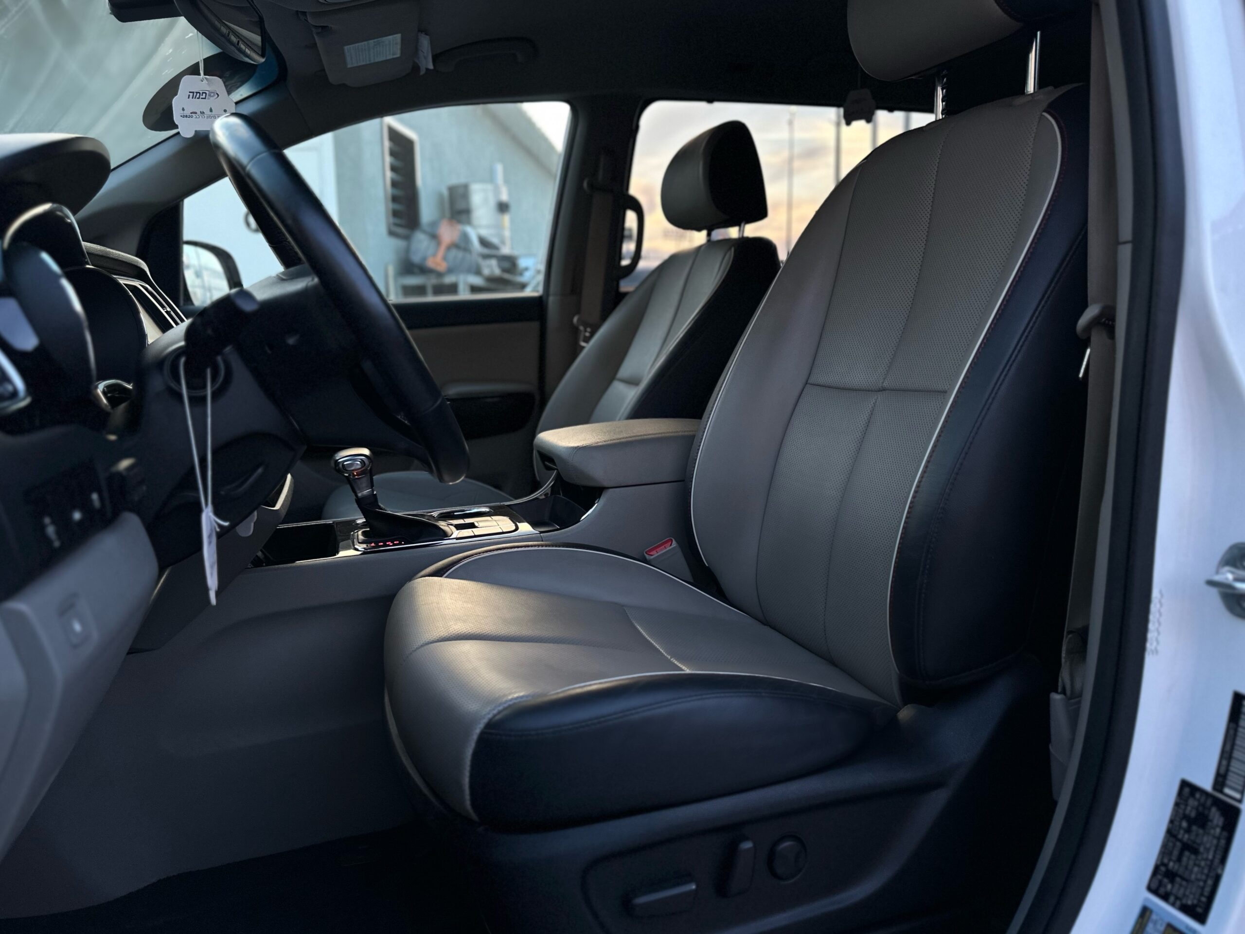 קיה קרניבל PREMIUM