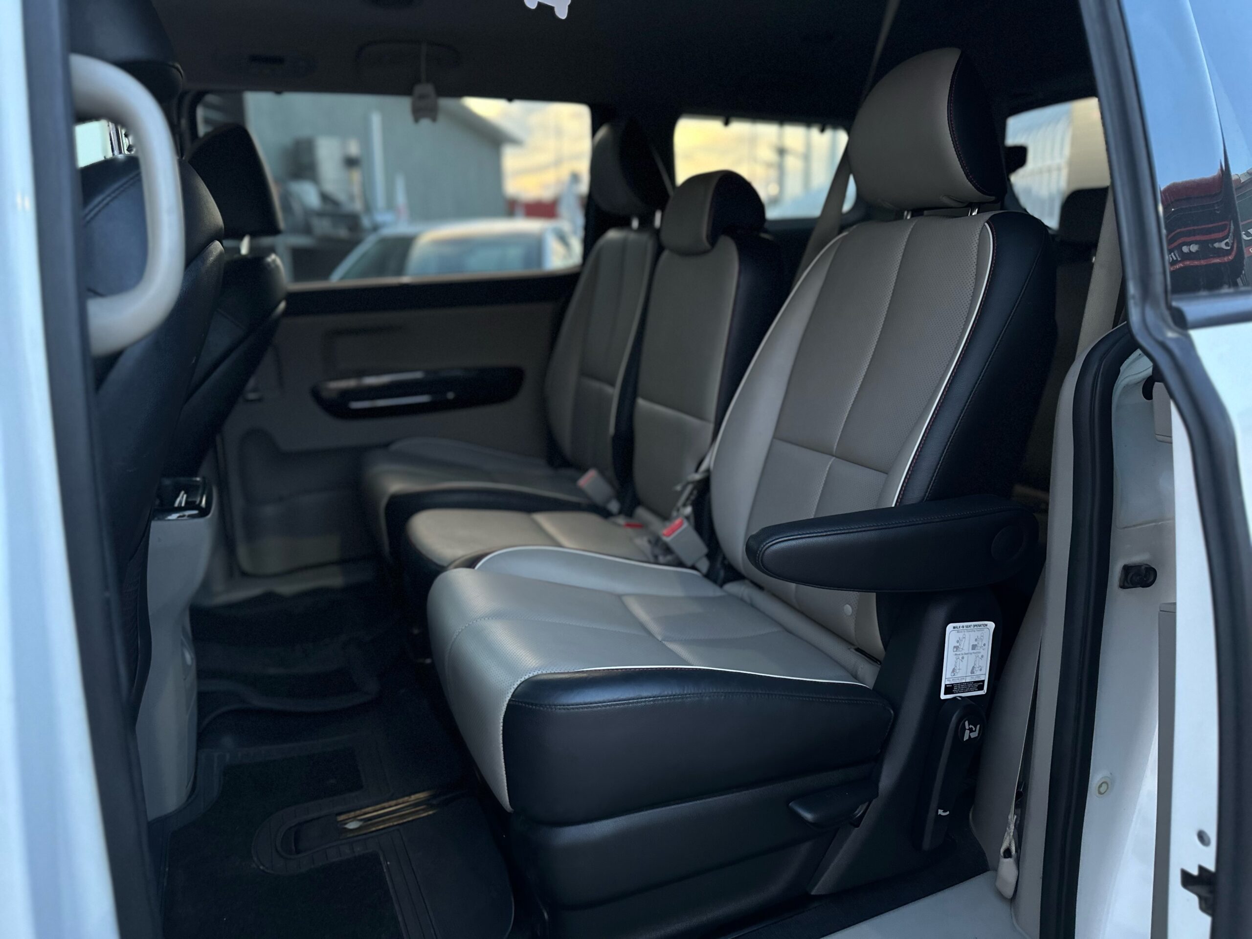 קיה קרניבל PREMIUM