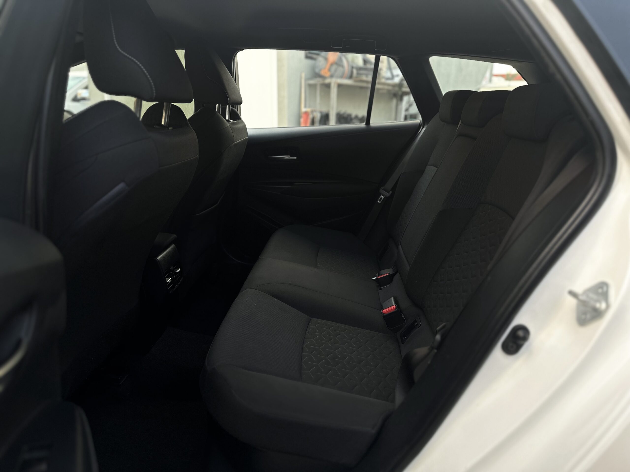 טויוטה קורולה SPACE היברייד